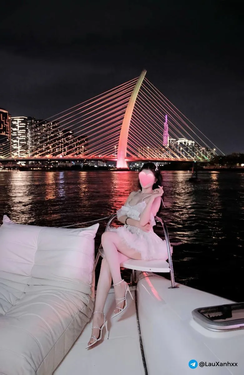 Gái gọi ❤️BÉ MẪN NHI 2K1❤️LẦN ĐẦU LÀM WED-HÀNG BAO NGON-BODY SIÊU ĐẸP - Quận 8