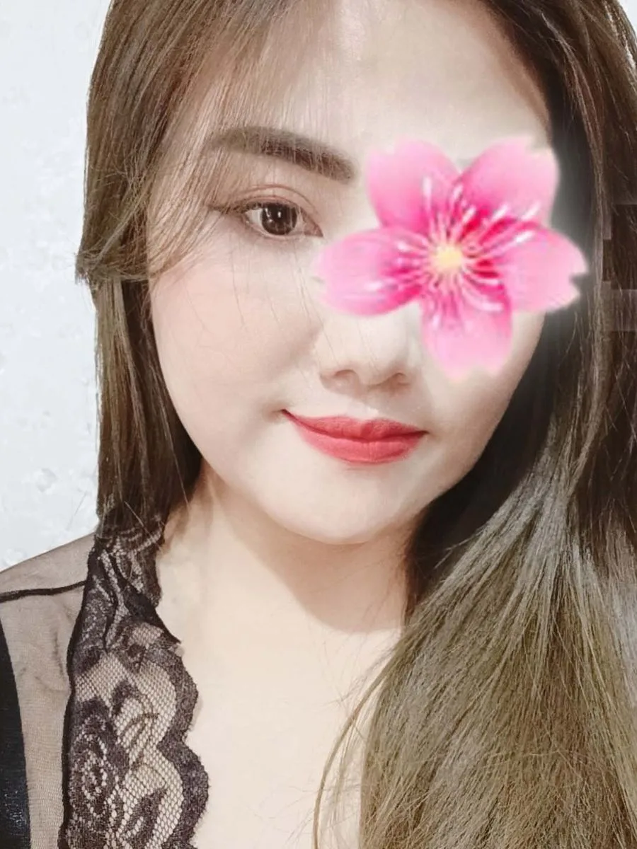 Ảnh 3 - THUỲ LINH 💕💕 Duyên dáng đa tình - Sexy quyến rũ