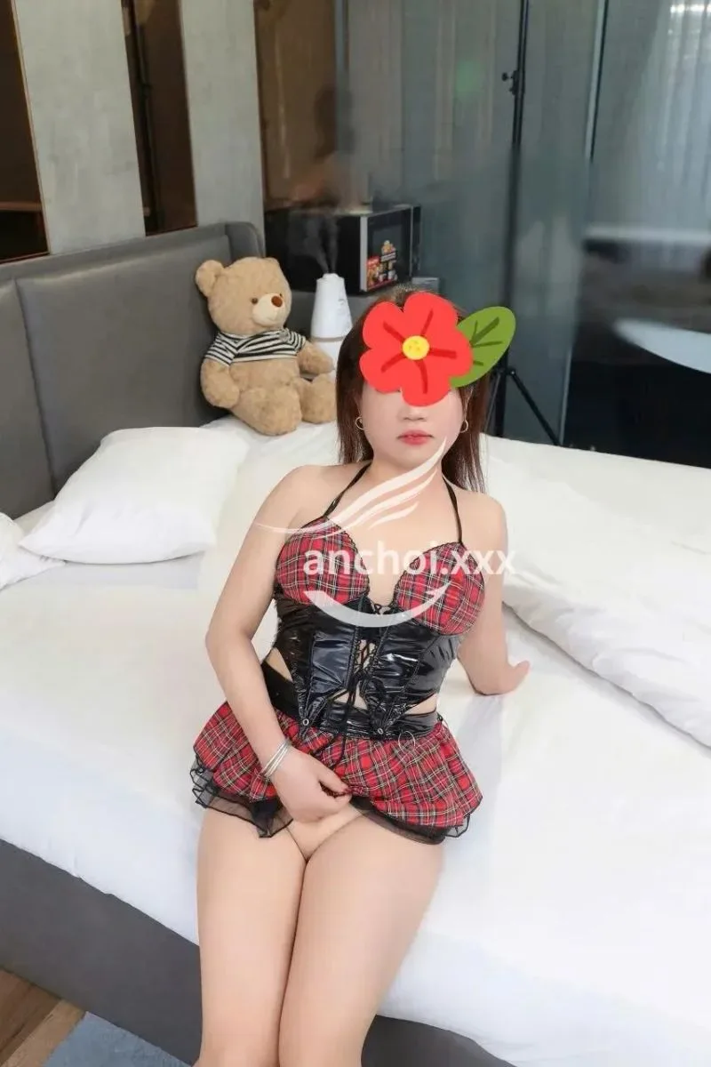 Ảnh 2 - HỒNG ANH ---- MB DÂM ĐÃNG VÀ CHIỀU KHÁCH