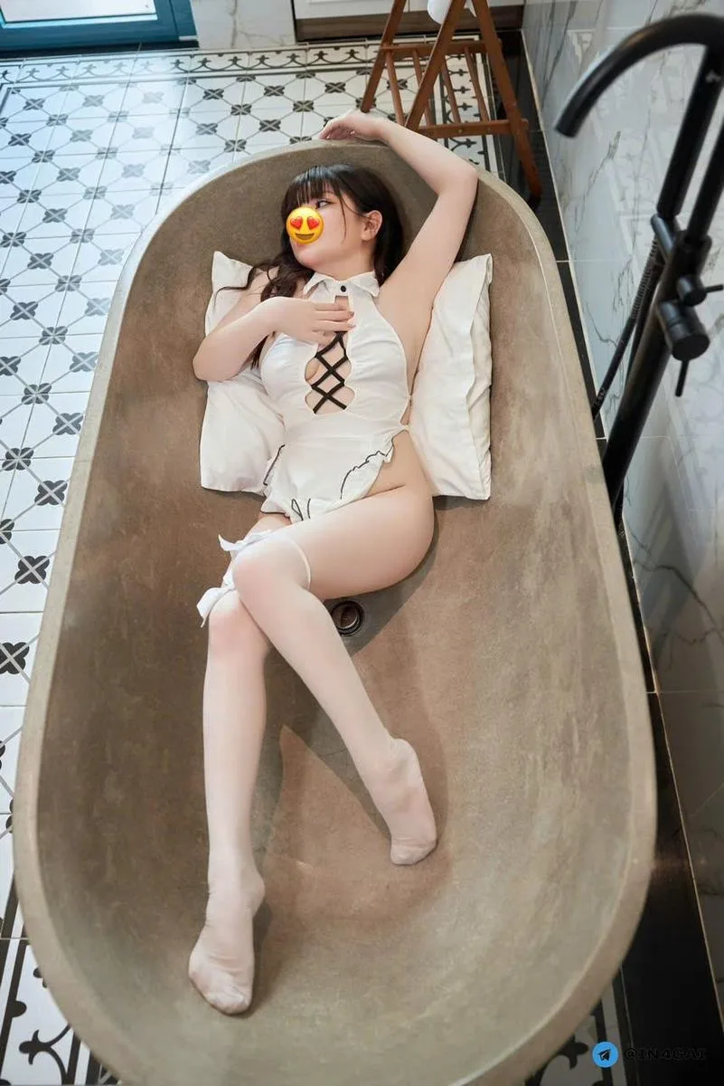 Ảnh 9 - Lisa _ Gái xinh, body đẹp, làm tình phê