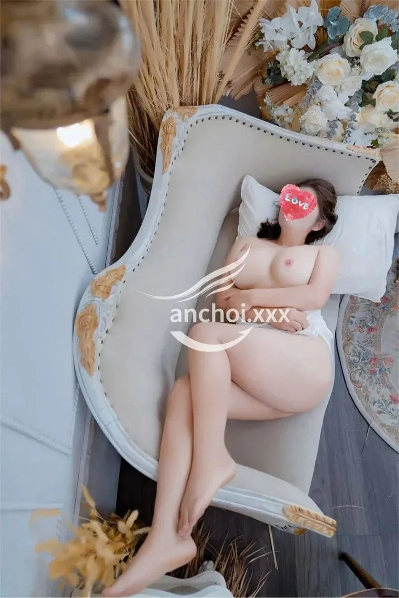 Ảnh 11 - Đoan Trang vú to mông căng bím múp rụp nhiều nước làm tình say mê