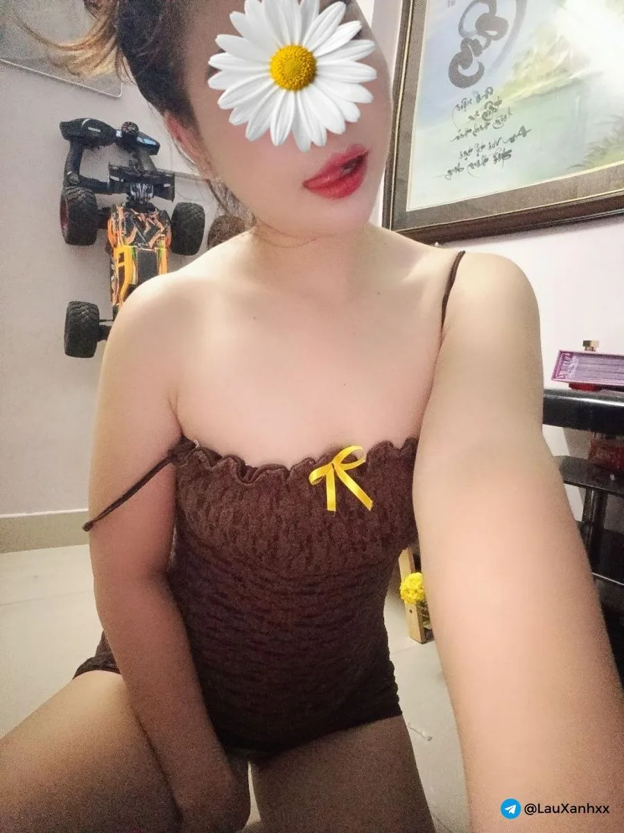 Ảnh 4 - Yến Nhi_ Gái dâm làm tình cực đã, body ngon
