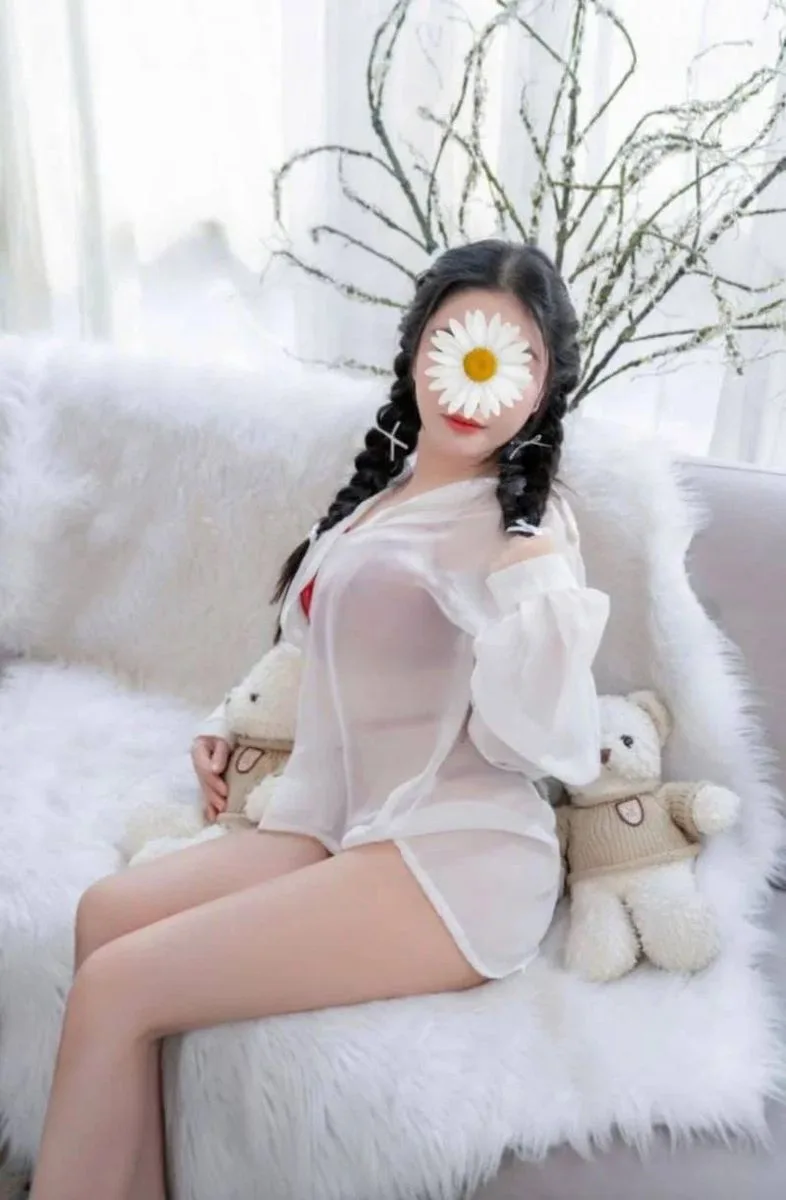 Ảnh 8 - TRÀ MY -  XINH TEEN , BODY ĐẸP TỰ NHIÊN . VÚ BÍM TUYỆT HẢO.