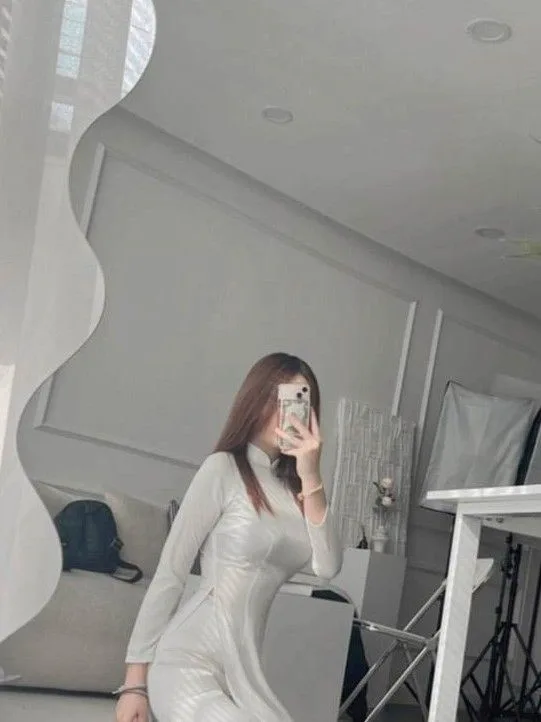 Gái gọi ❤️Rau Sạch ❤️Bé Khả Hân - Sinh Viên Mới Nhập Học Dễ Thương Non Tơ - Quận 10