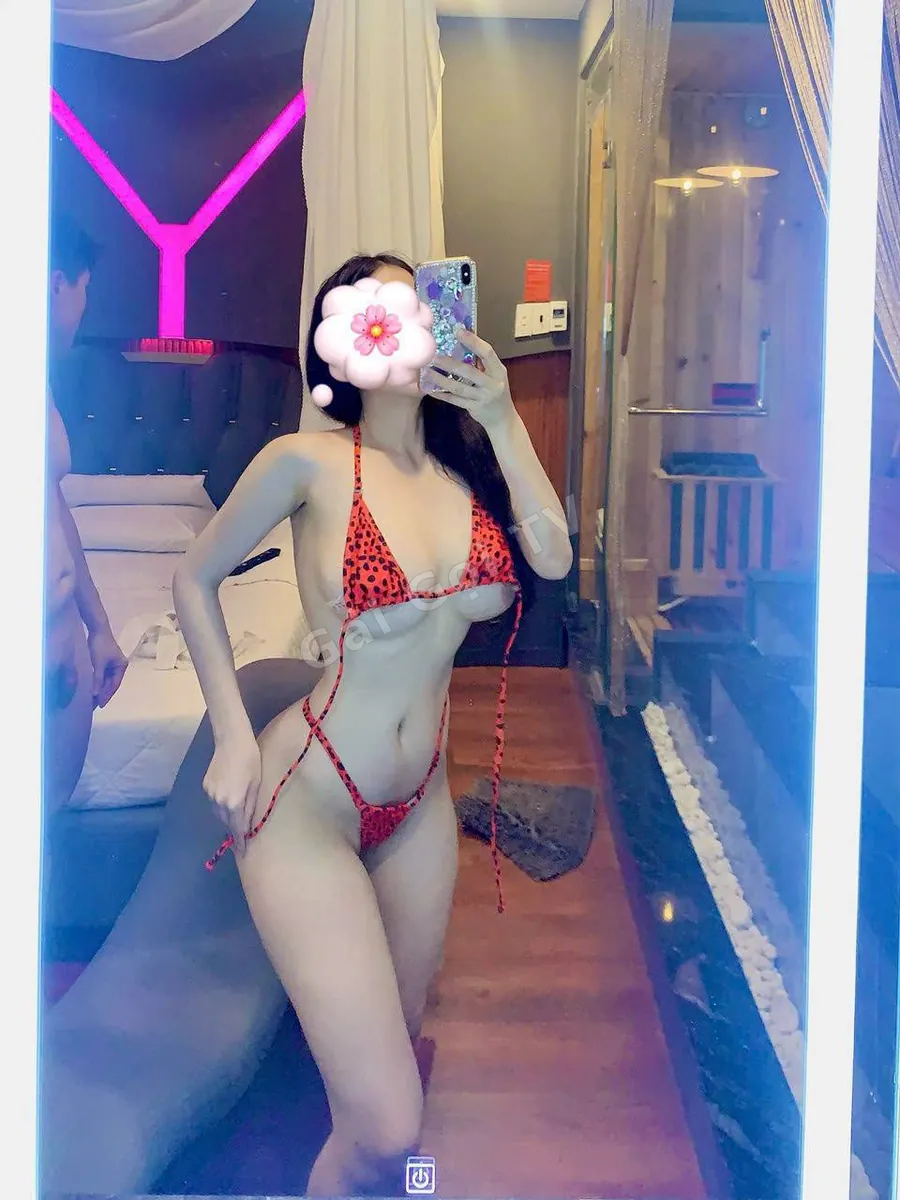 Gái gọi Quỳnh Như _ Mặt xinh, body gợi cảm, làm tình cực phê - Quận Gò Vấp