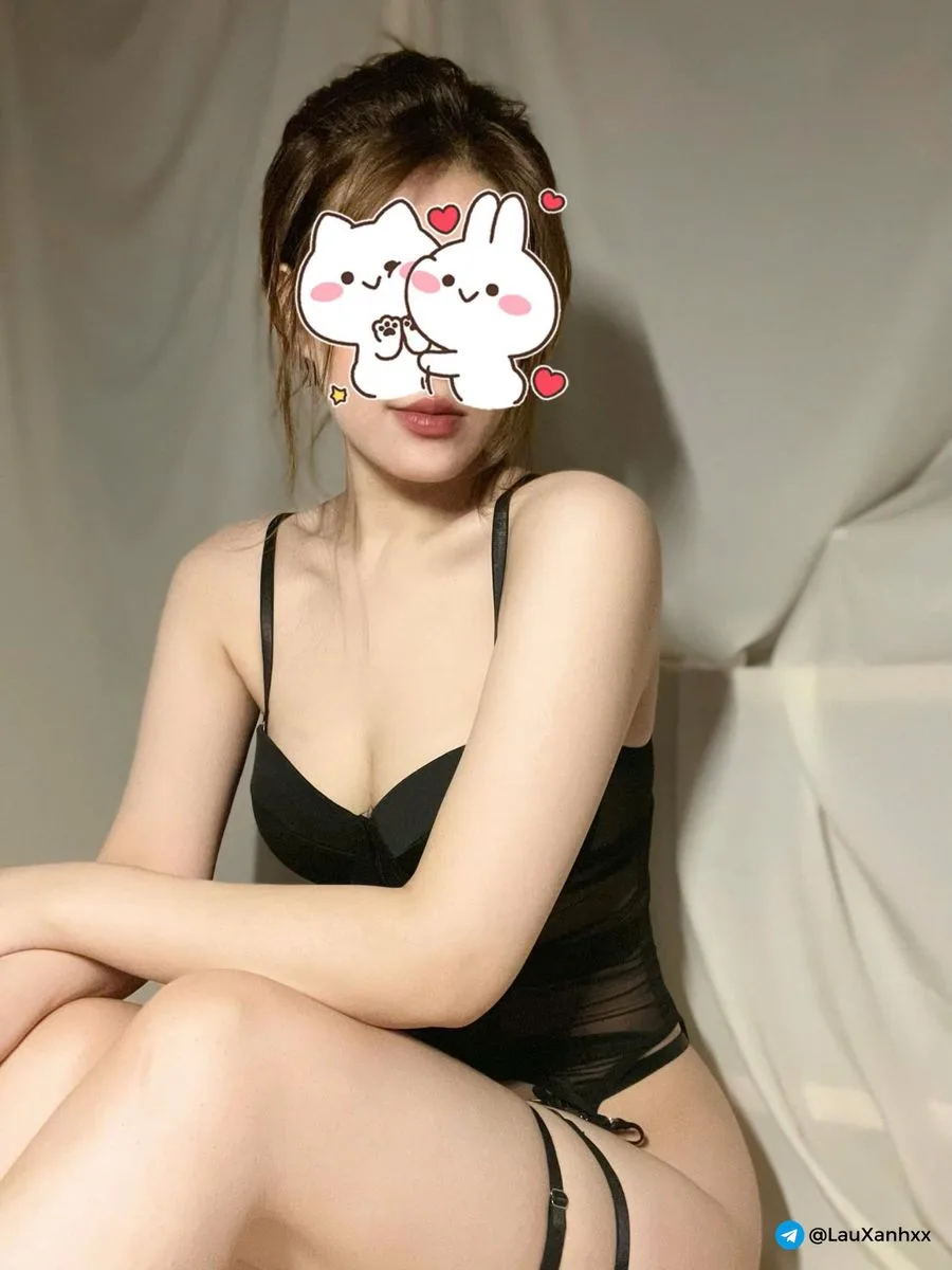 Ảnh 13 - GÁI NON XINH TIỂU VY_ MẶT ĐẸP TỰA THIÊN THẦN_ BODDY BÁ CHÁY _LÀM TÌNH SIÊU PHÊ