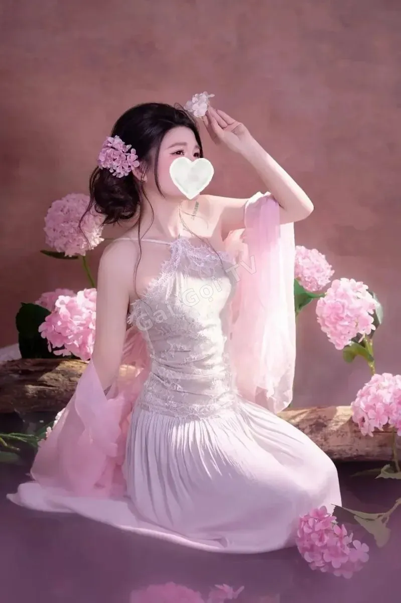Ảnh 2 - BÉ XOÀI ❤️❤️🔥2006 Ngực Khủng, Siêu Dâm như Người Yêu