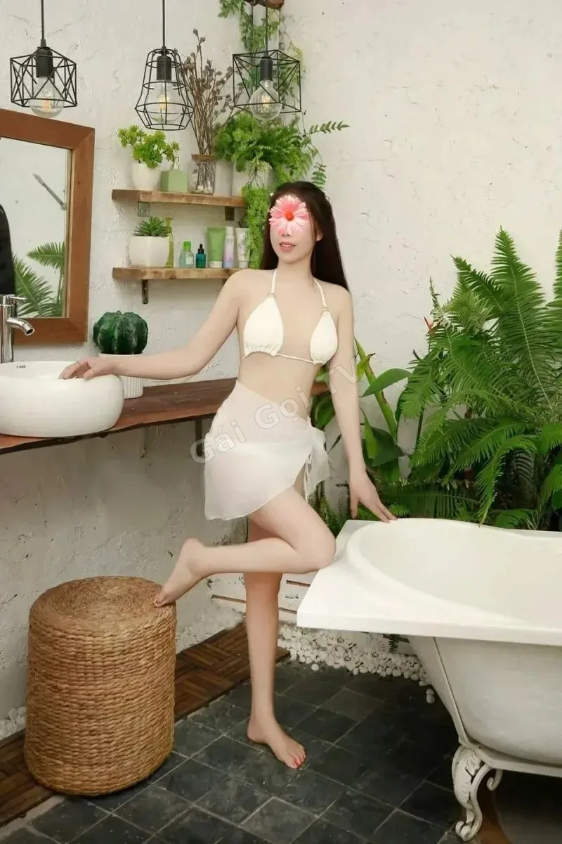 Ảnh 15 - Ngọc Nhi 💞💝Siêu phẩm làm tình dáng cao mặt xinh
